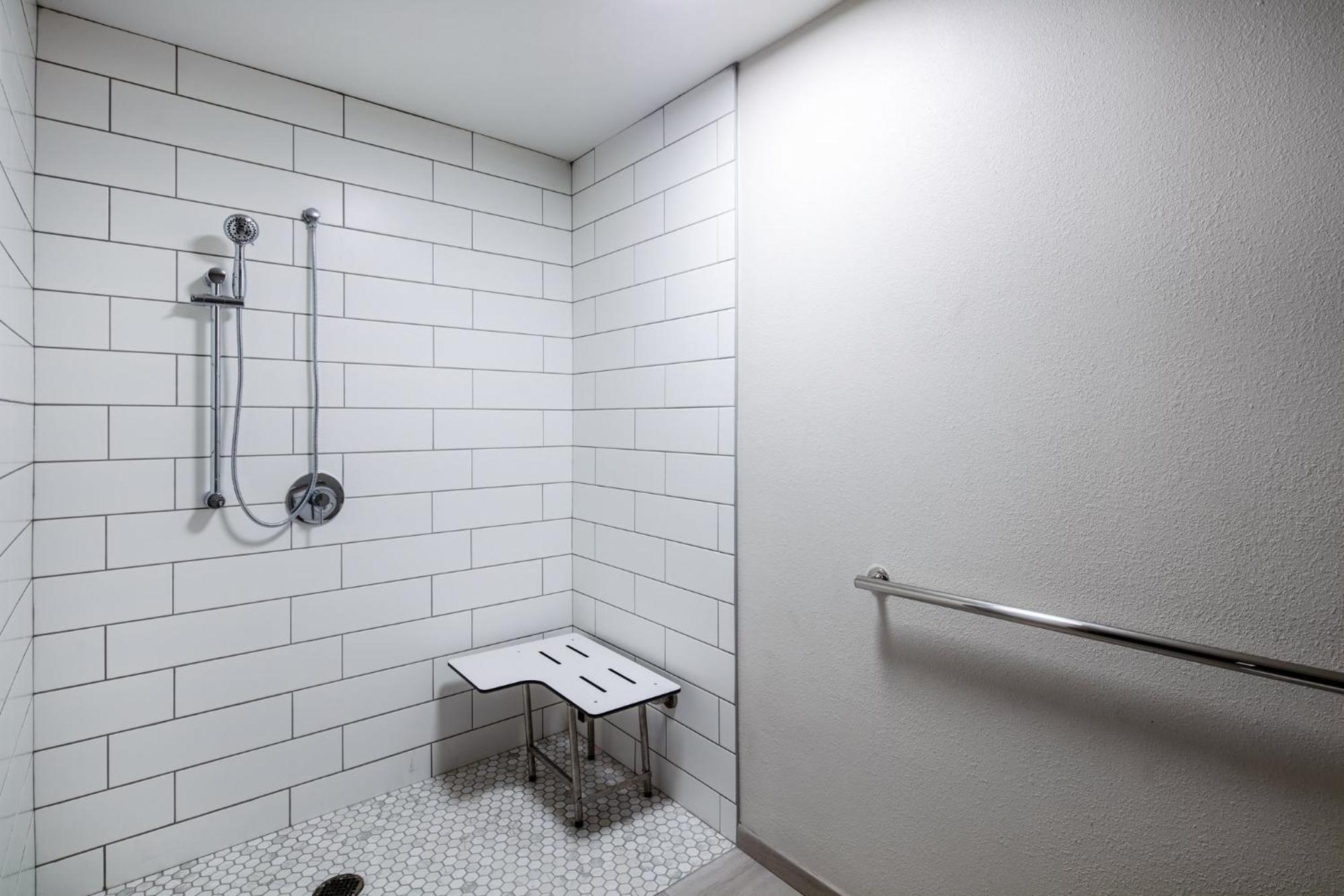 Holiday Inn Express Turlock By Ihg Bagian luar foto