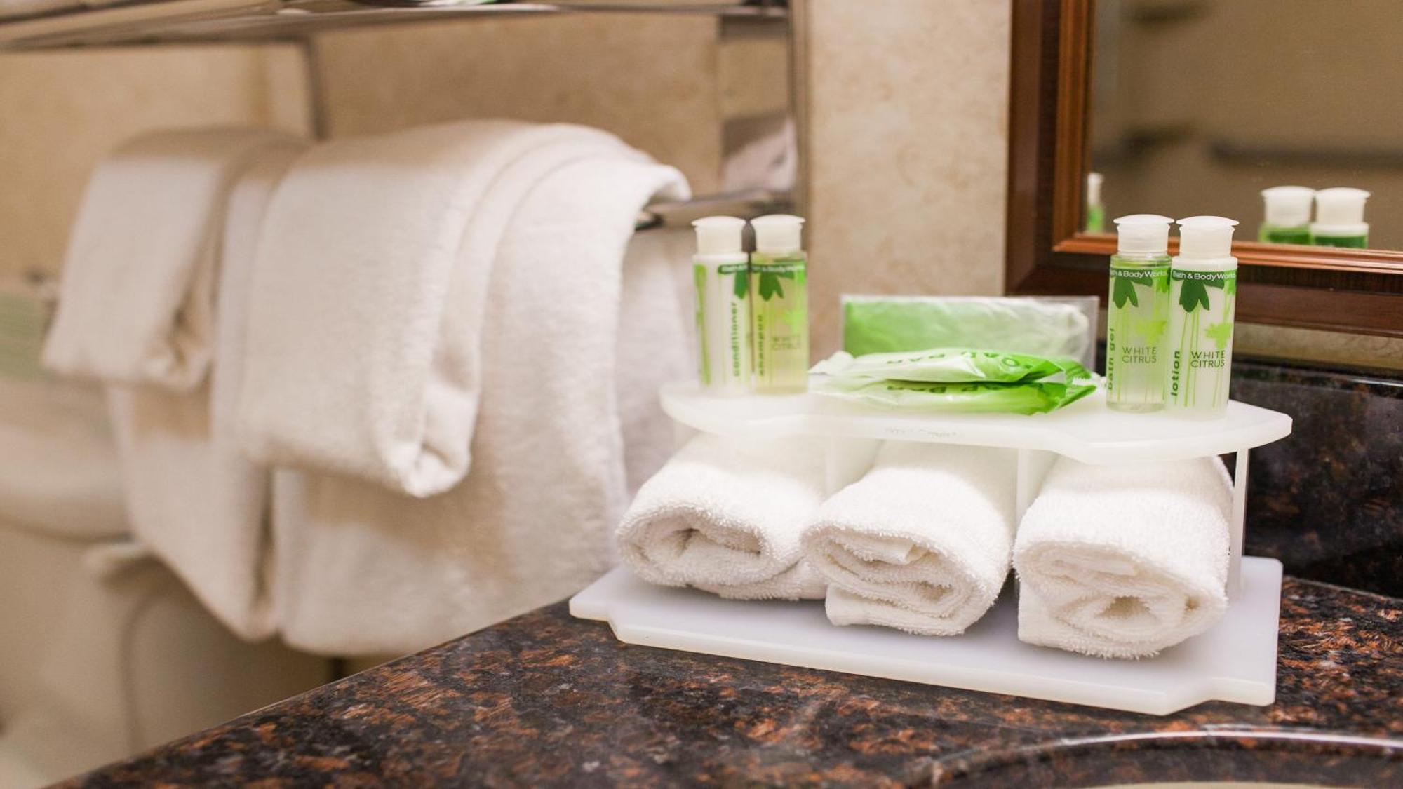 Holiday Inn Express Turlock By Ihg Bagian luar foto