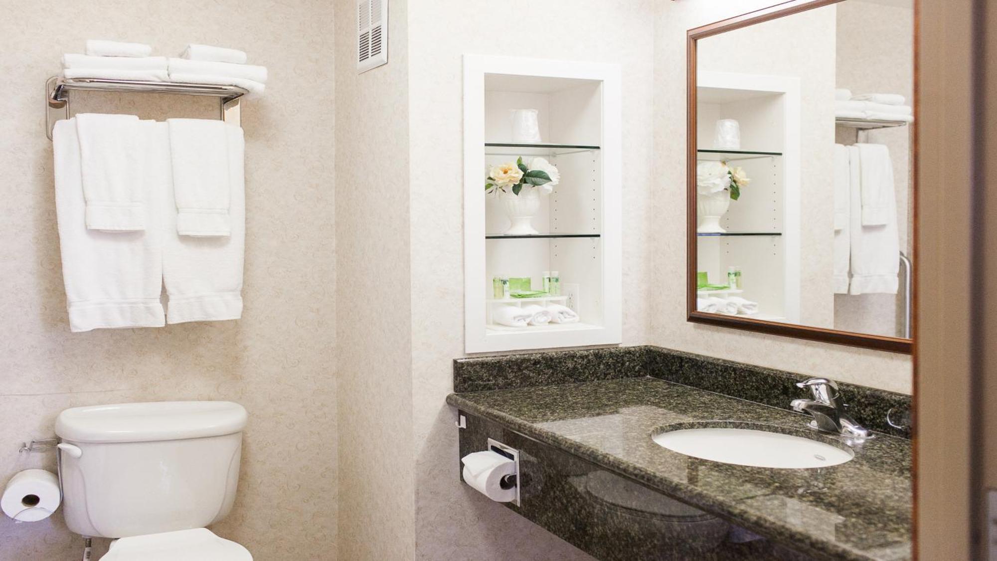 Holiday Inn Express Turlock By Ihg Bagian luar foto