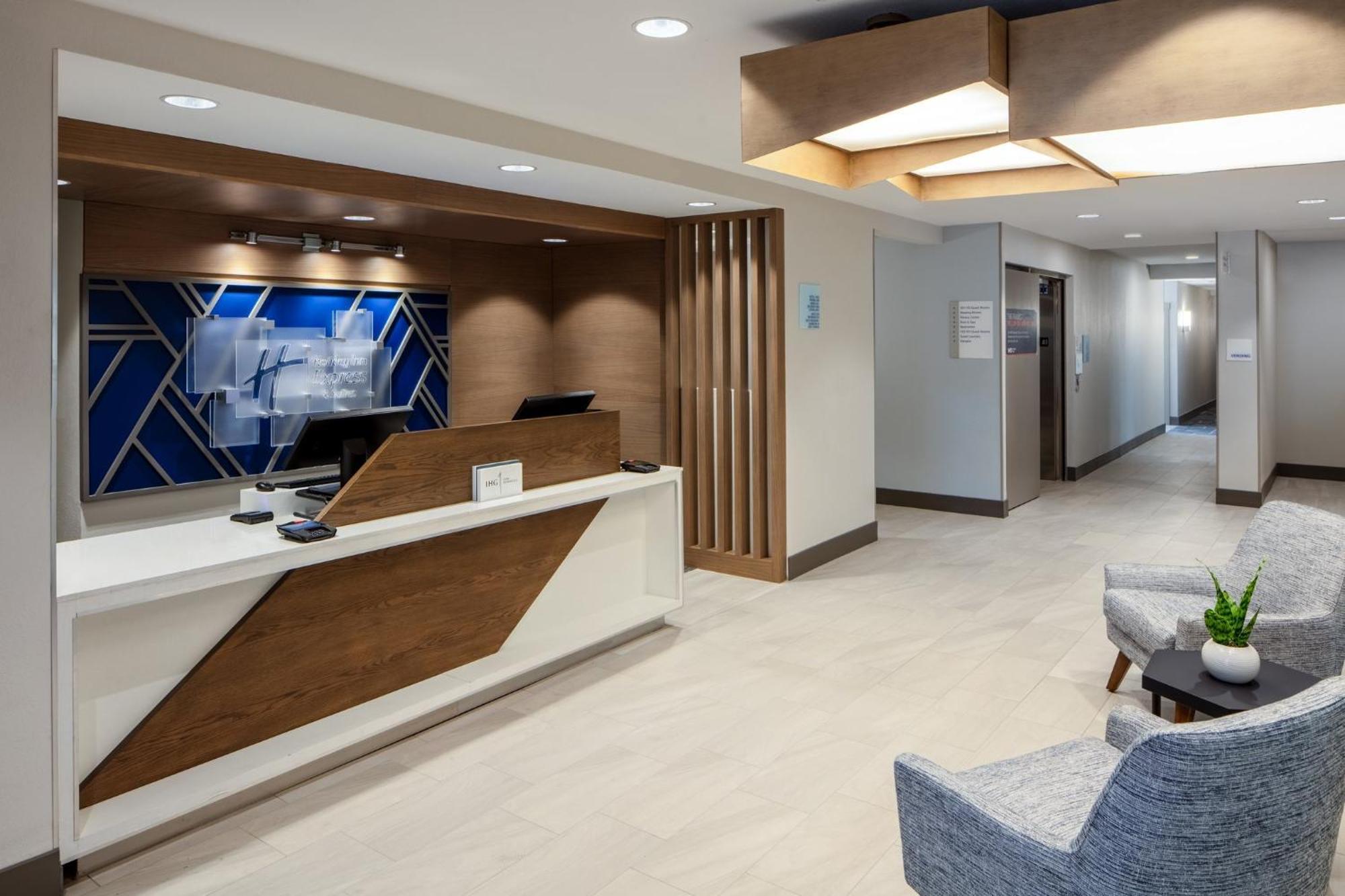 Holiday Inn Express Turlock By Ihg Bagian luar foto